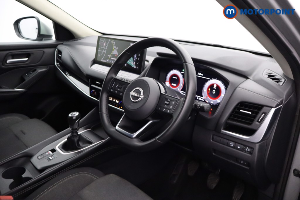 Nissan Qashqai N-Connecta Manual Petrol SUV - Stock Number (1575090) - 4th supplementary image