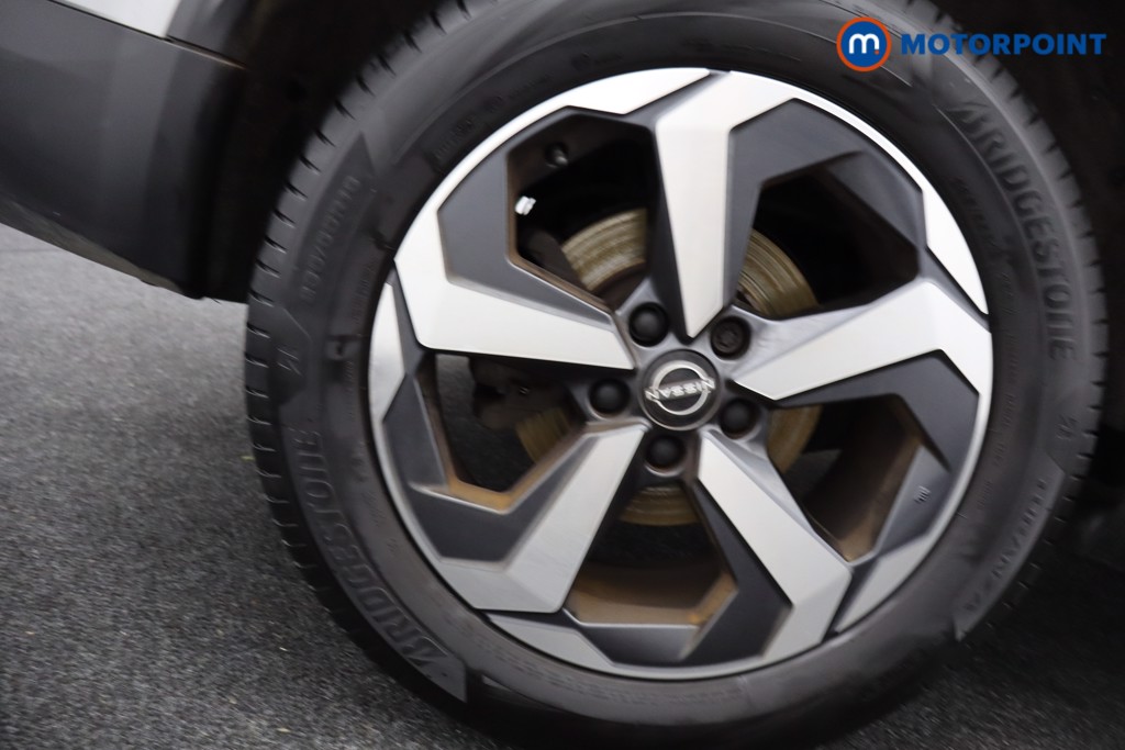 Nissan Qashqai N-Connecta Manual Petrol SUV - Stock Number (1575090) - 31st supplementary image