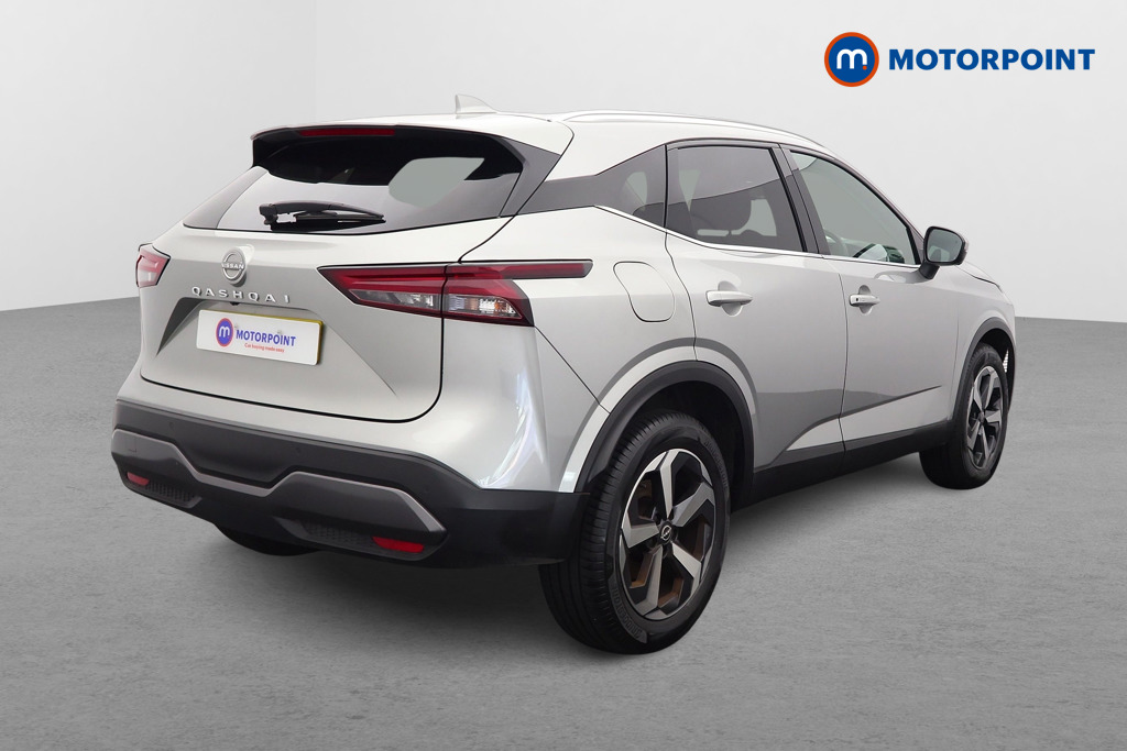 Nissan Qashqai N-Connecta Manual Petrol SUV - Stock Number (1575090) - Drivers side rear corner