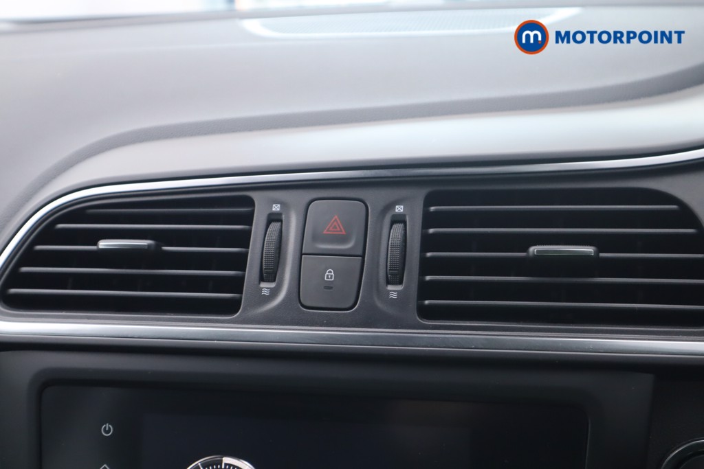 Renault Kadjar Iconic Manual Petrol SUV - Stock Number (1575113) - 3rd supplementary image