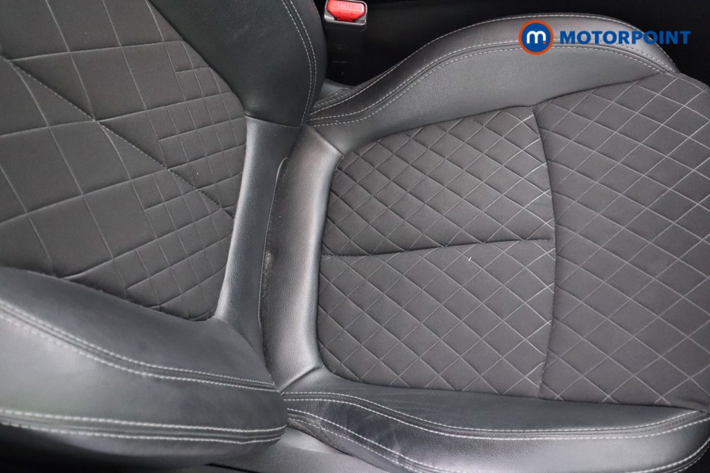 Renault Kadjar Iconic Manual Petrol SUV - Stock Number (1575113) - 13th supplementary image