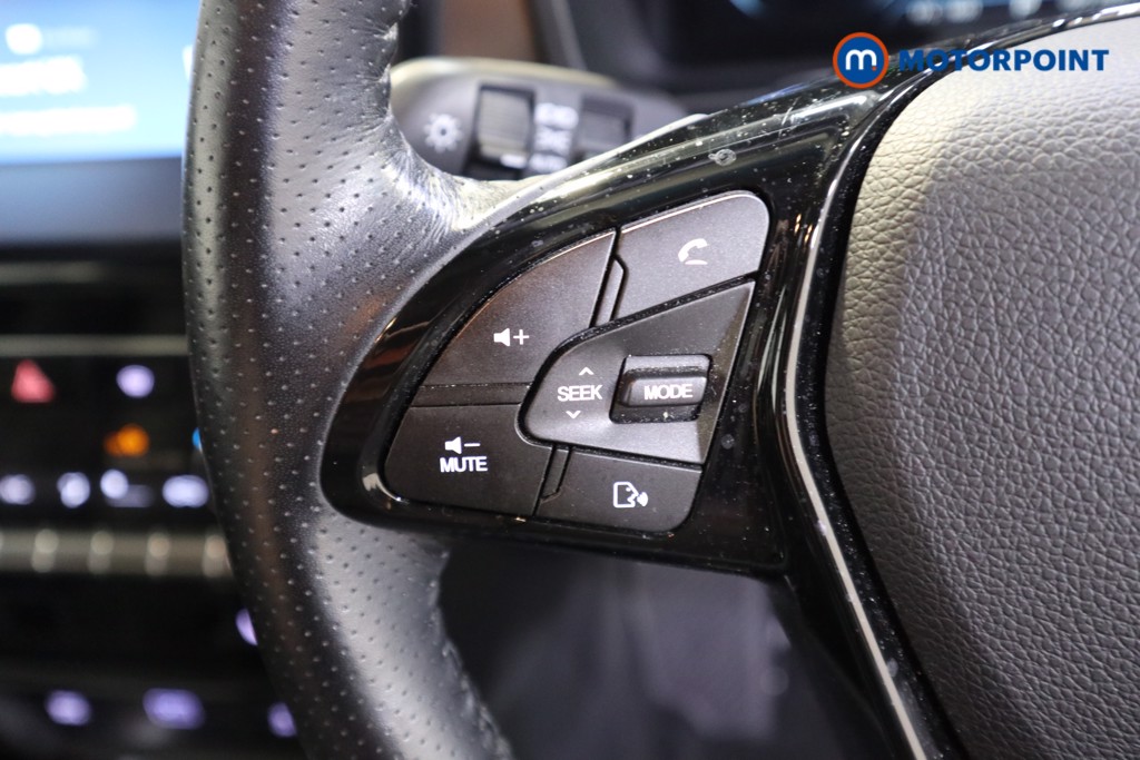 Ssangyong Tivoli Ultimate Automatic Petrol SUV - Stock Number (1575164) - 5th supplementary image