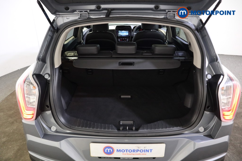 Ssangyong Tivoli Ultimate Automatic Petrol SUV - Stock Number (1575164) - 11th supplementary image