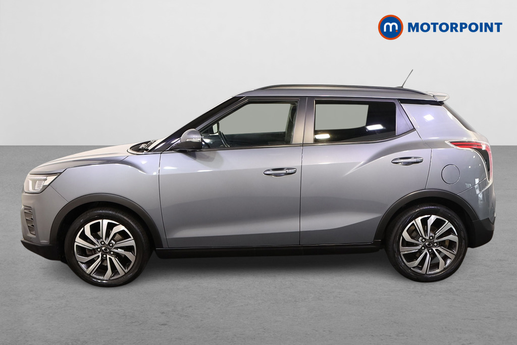 Ssangyong Tivoli Ultimate Automatic Petrol SUV - Stock Number (1575164) - Passenger side