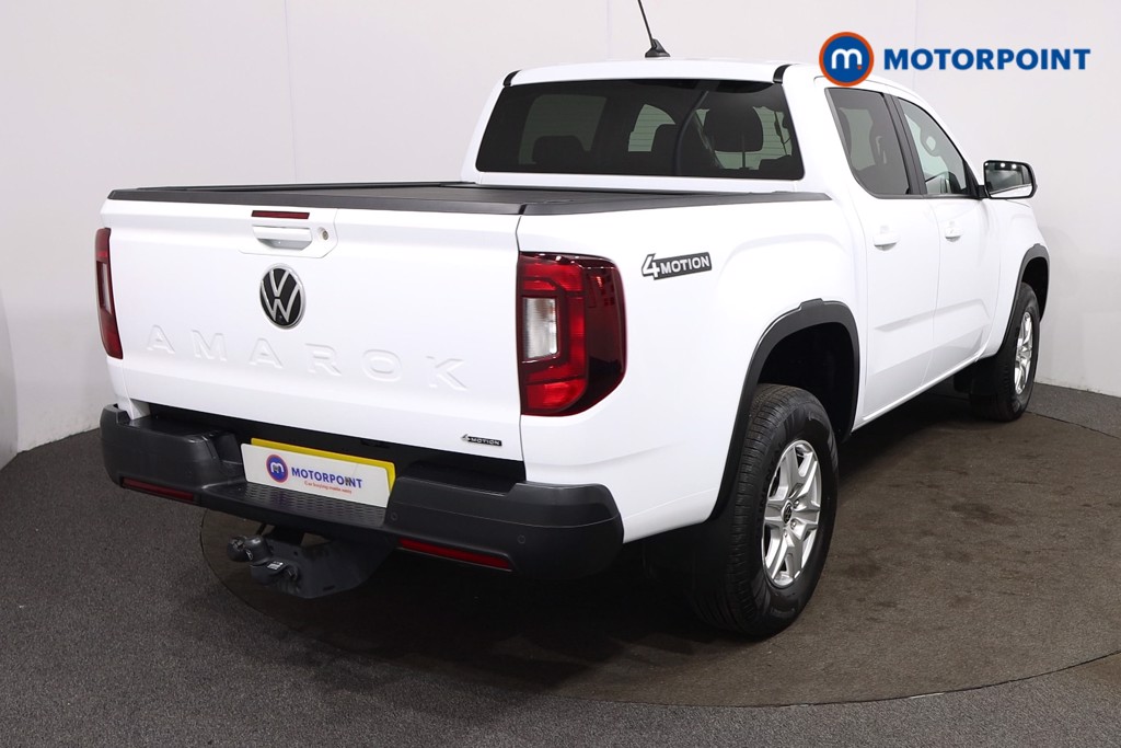 Volkswagen Amarok Life Automatic Diesel Double Cab Pick-Up - Stock Number (1575255) - Drivers side rear corner