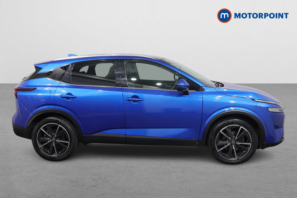 Nissan Qashqai Tekna Automatic Petrol SUV - Stock Number (1575256) - Drivers side
