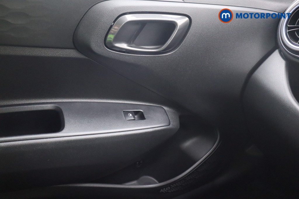 Hyundai I10 Premium Automatic Petrol Hatchback - Stock Number (1575409) - 11th supplementary image