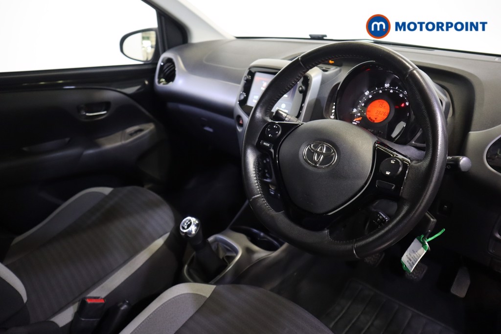 Toyota Aygo X-Play Manual Petrol Hatchback - Stock Number (1575416) - 1st supplementary image