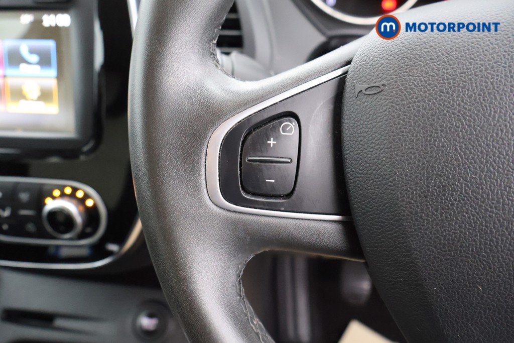 Renault Captur Iconic Manual Petrol SUV - Stock Number (1575442) - 2nd supplementary image