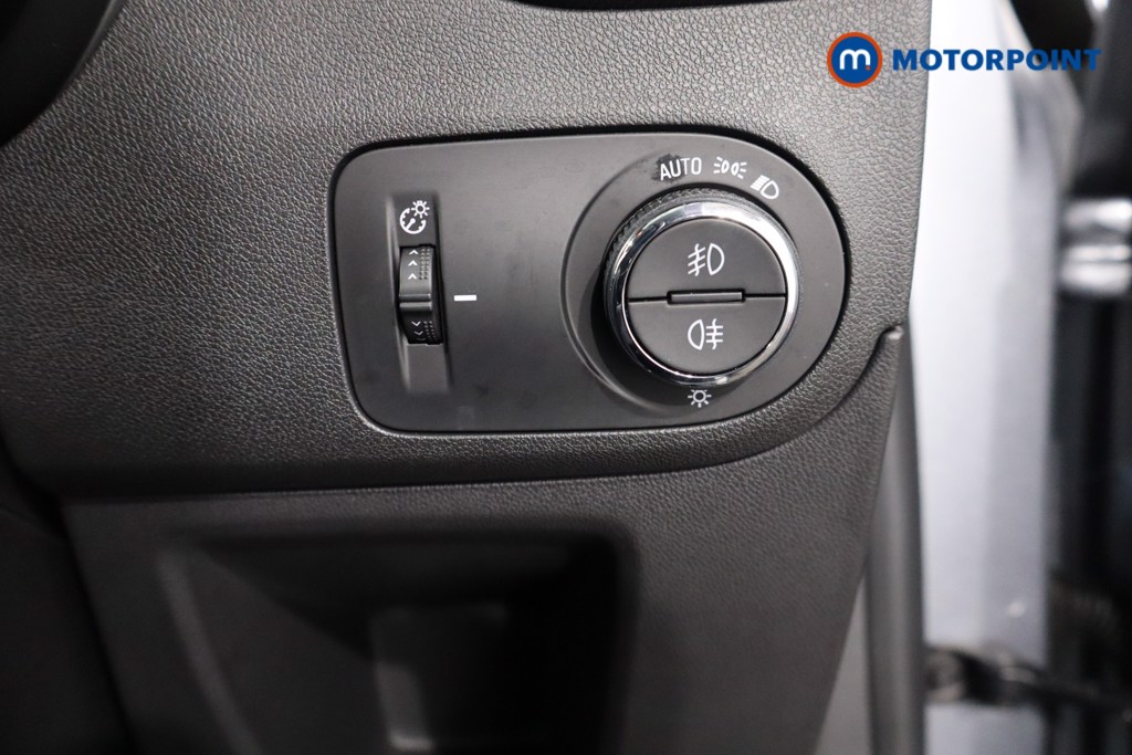 Vauxhall Crossland Sri Nav Manual Petrol SUV - Stock Number (1575775) - 17th supplementary image