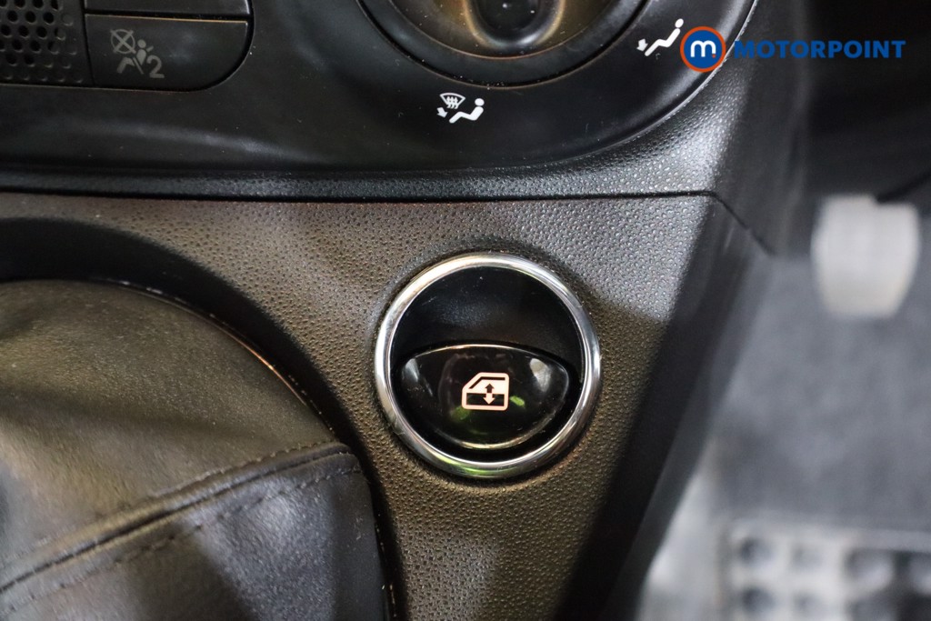 Fiat 500 S Manual Petrol Hatchback - Stock Number (1575897) - 13th supplementary image