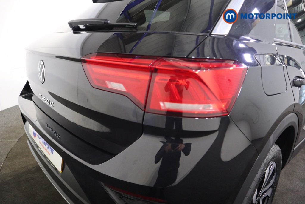 Volkswagen T-Roc Active Automatic Petrol SUV - Stock Number (1575919) - 22nd supplementary image