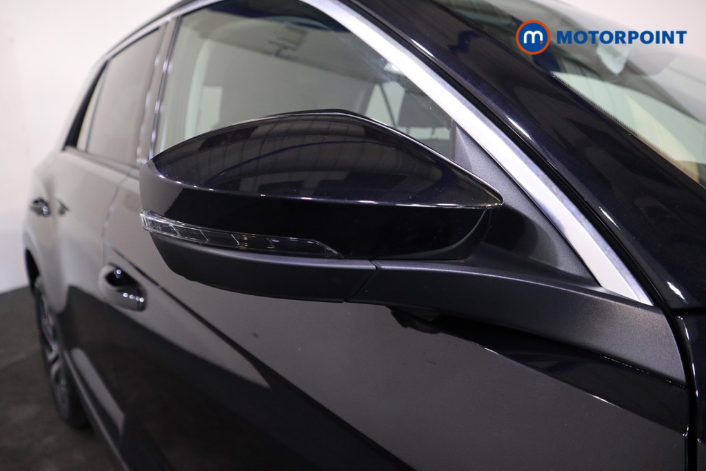 Volkswagen T-Roc Active Automatic Petrol SUV - Stock Number (1575919) - 23rd supplementary image
