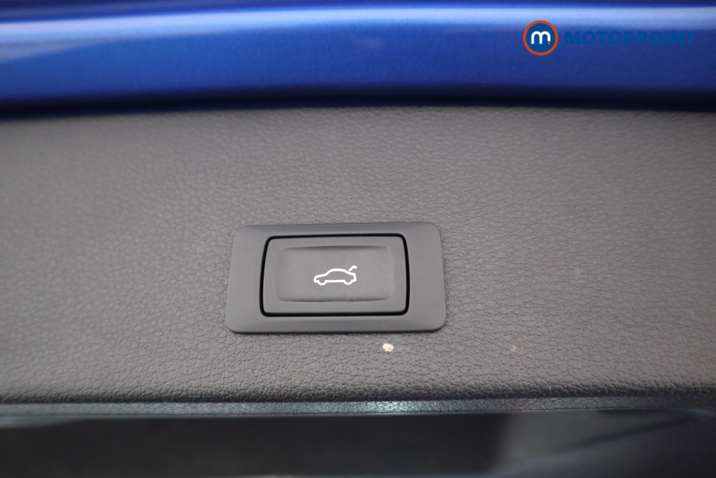 Audi Q2 S Line Manual Petrol SUV - Stock Number (1576079) - 16th supplementary image