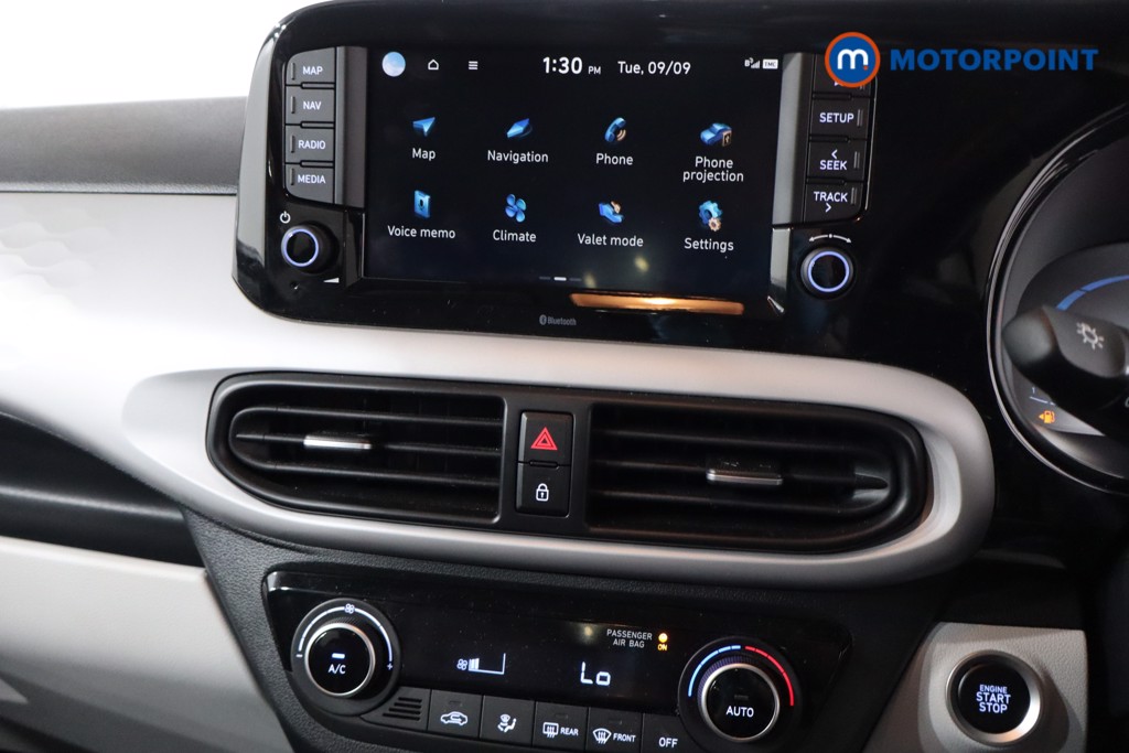 Hyundai I10 Premium Automatic Petrol Hatchback - Stock Number (1576098) - 15th supplementary image