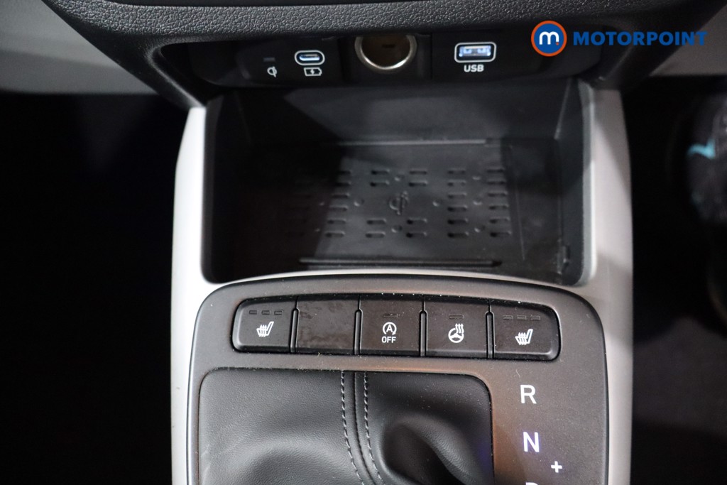 Hyundai I10 Premium Automatic Petrol Hatchback - Stock Number (1576098) - 19th supplementary image