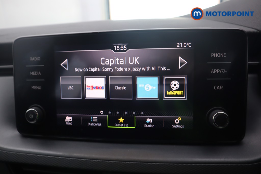 Skoda Kamiq SE Manual Petrol SUV - Stock Number (1576197) - 2nd supplementary image