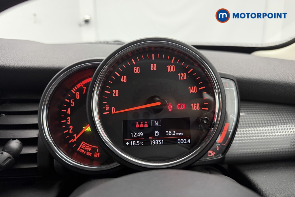 Mini Hatchback Cooper Classic Manual Petrol Hatchback - Stock Number (1576235) - 4th supplementary image