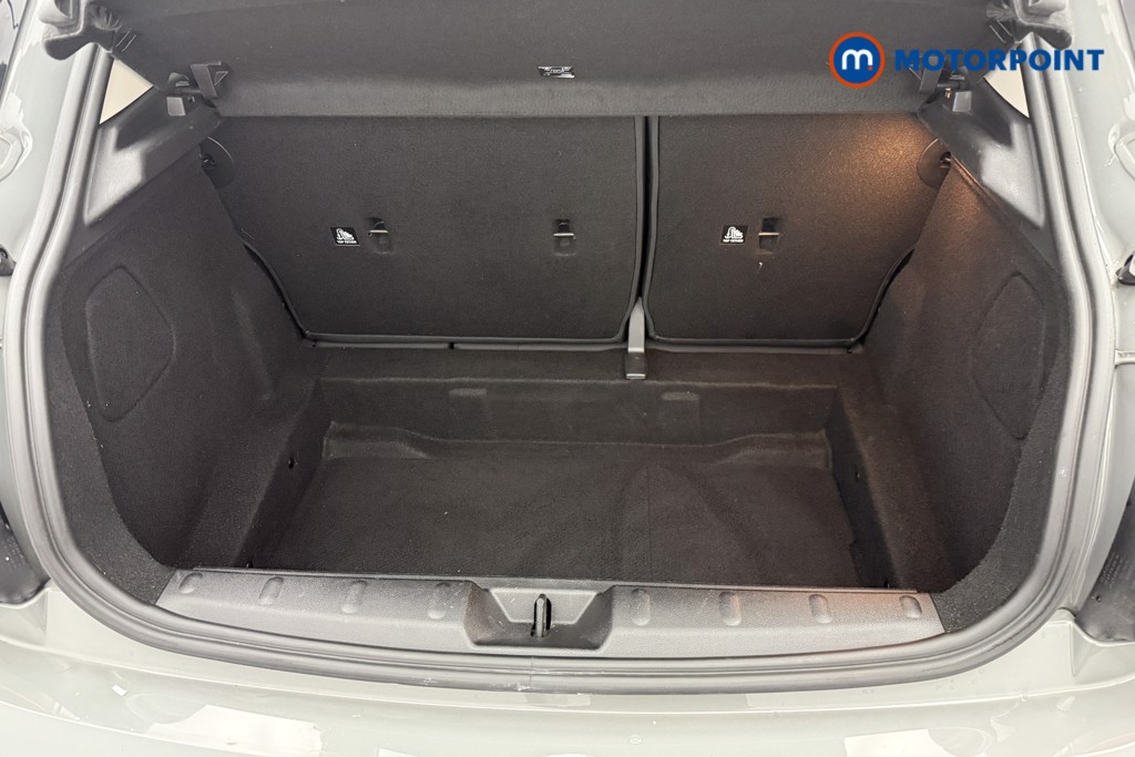 Mini Hatchback Cooper Classic Manual Petrol Hatchback - Stock Number (1576235) - 26th supplementary image