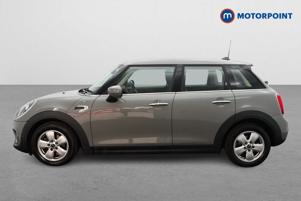 Mini Hatchback Cooper Classic Manual Petrol Hatchback - Stock Number (1576235) - Passenger side