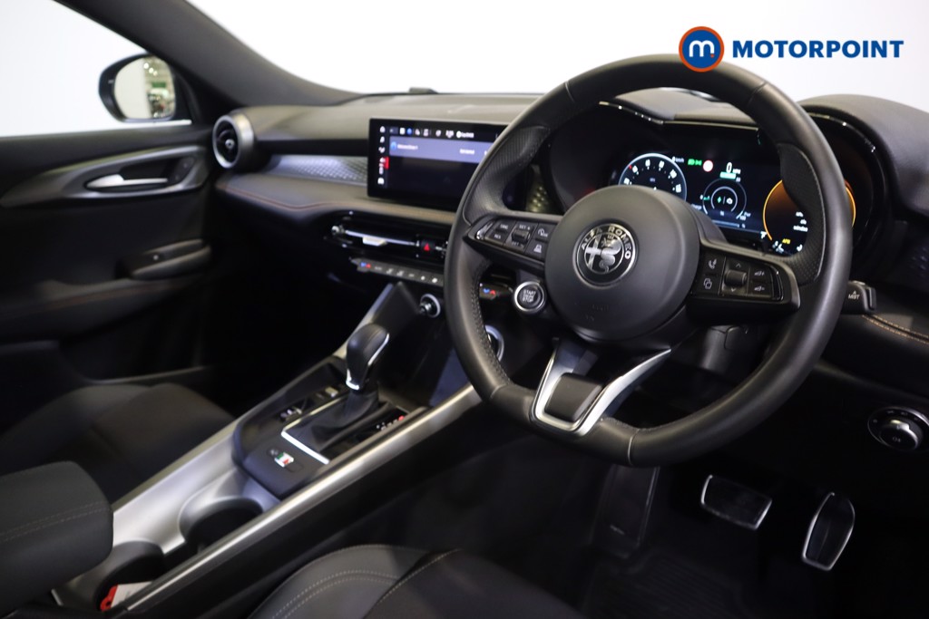 Alfa Romeo Tonale Sprint Automatic Petrol-Electric Hybrid SUV - Stock Number (1576426) - 1st supplementary image