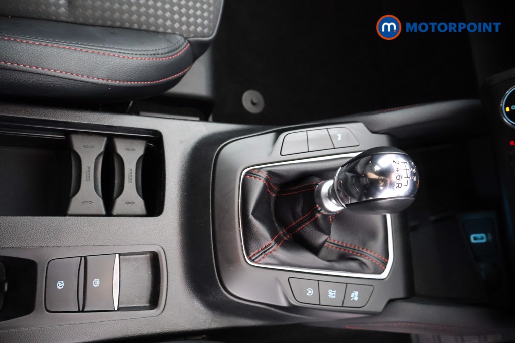 Ford Focus St-Line X Edition Manual Petrol-Electric Hybrid Hatchback - Stock Number (1576597) - 5th supplementary image