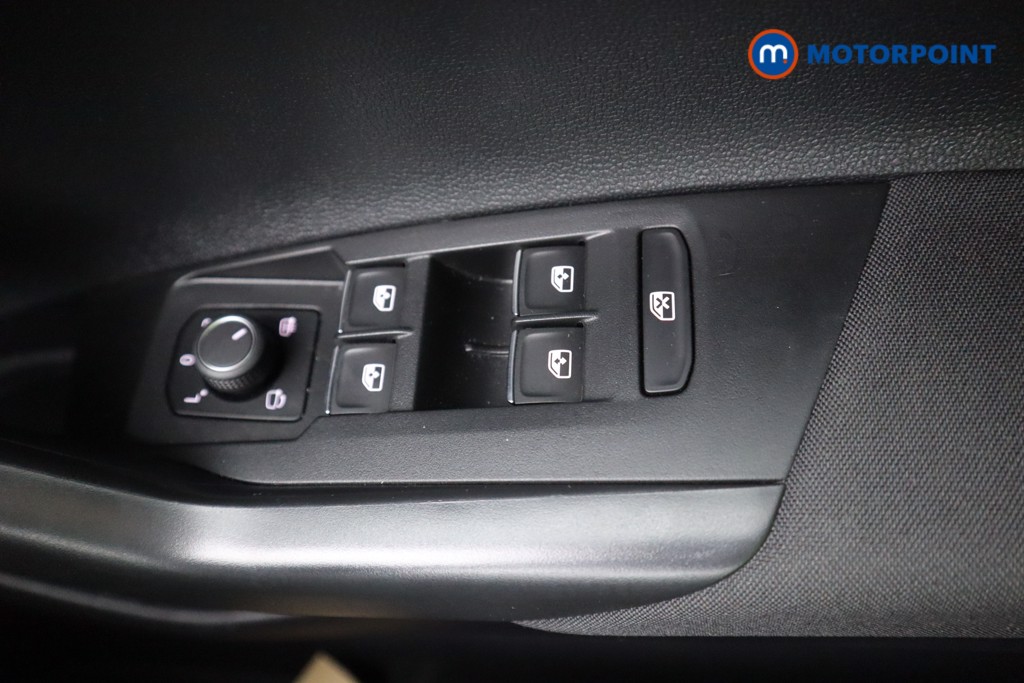 Volkswagen Polo Style Manual Petrol Hatchback - Stock Number (1576831) - 11th supplementary image