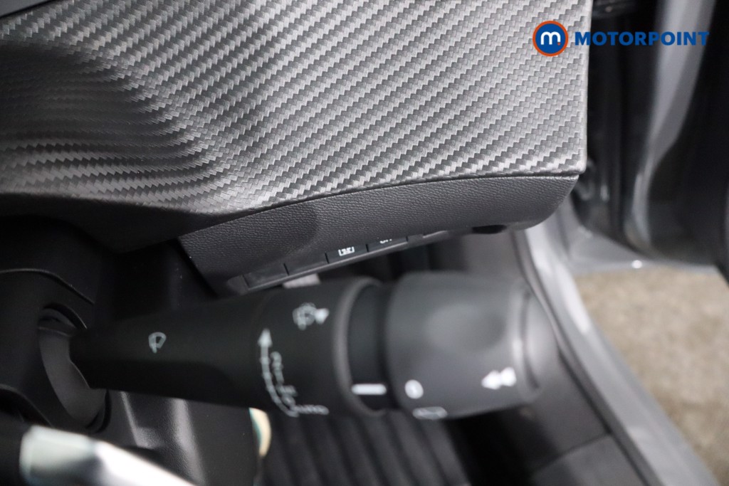 Peugeot 208 Allure Automatic Petrol-Electric Hybrid Hatchback - Stock Number (1576900) - 16th supplementary image