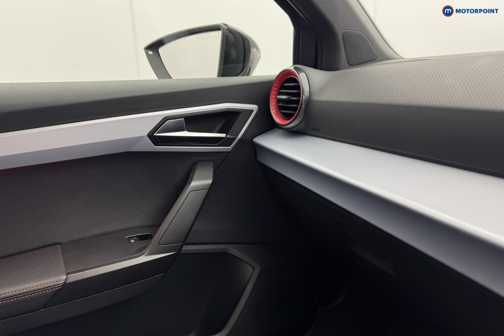 Seat Arona Fr Edition Manual Petrol SUV - Stock Number (1577075) - 16th supplementary image