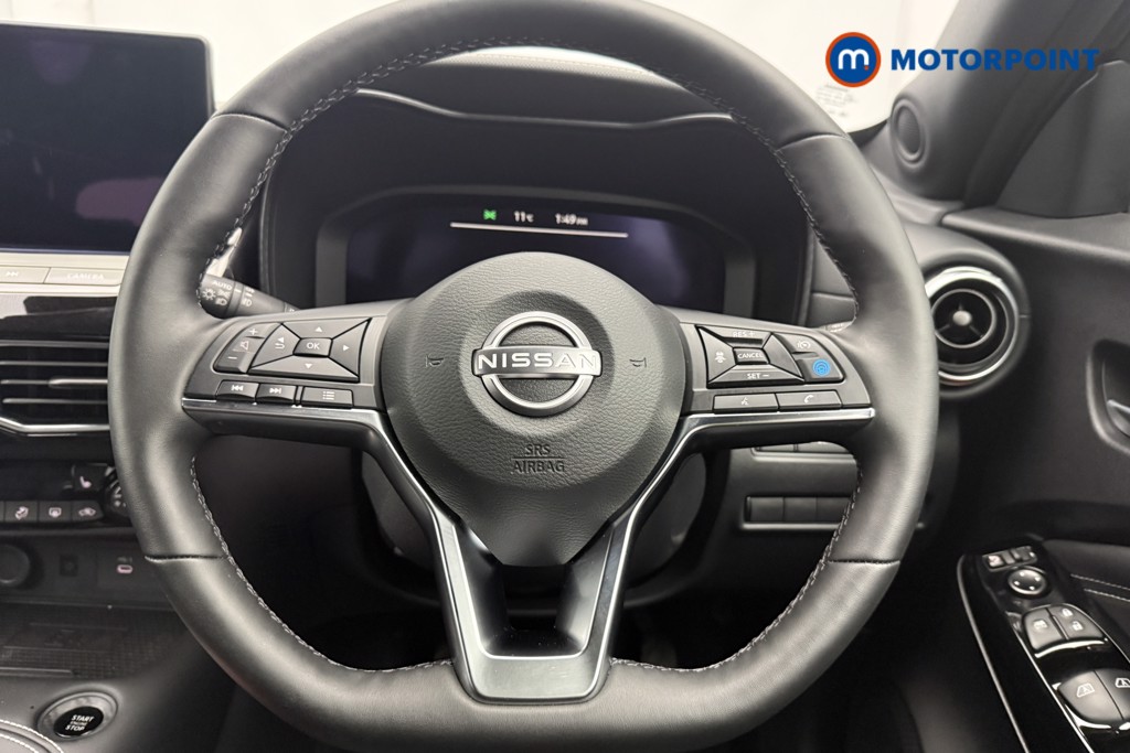 Nissan Juke Tekna Manual Petrol SUV - Stock Number (1577178) - 1st supplementary image