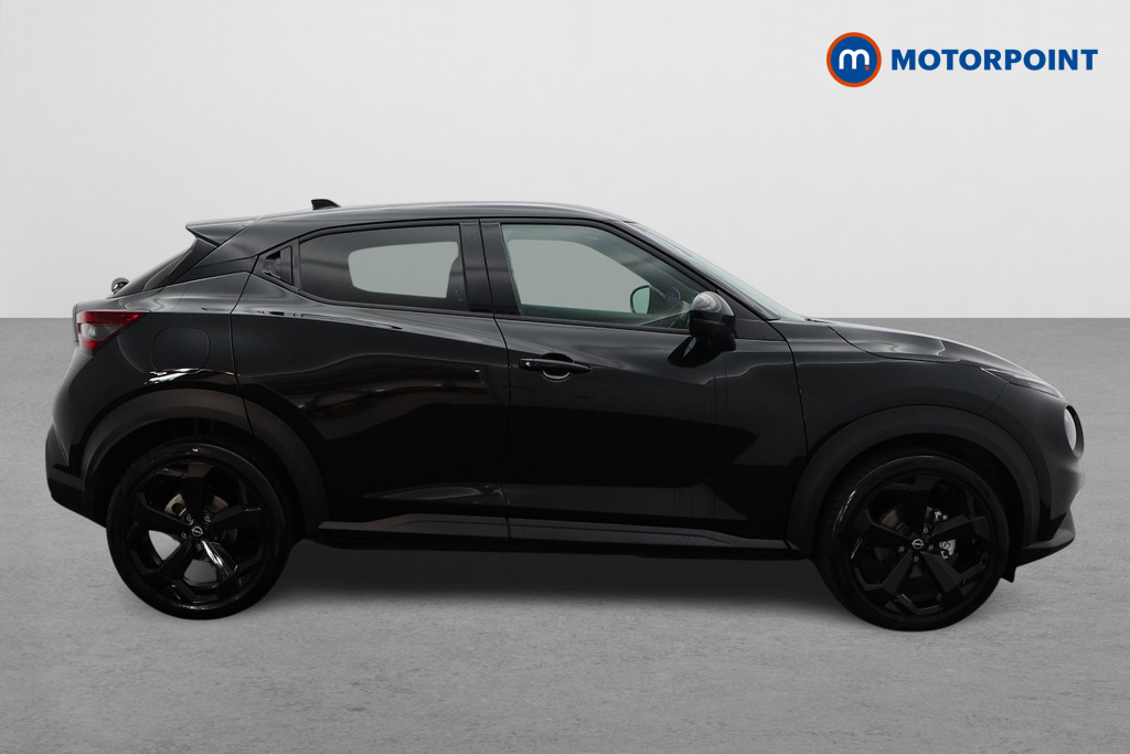 Nissan Juke Tekna Manual Petrol SUV - Stock Number (1577178) - Drivers side