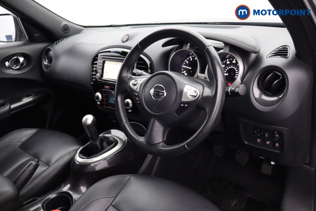 Nissan Juke Tekna Manual Petrol SUV - Stock Number (1577196) - 4th supplementary image