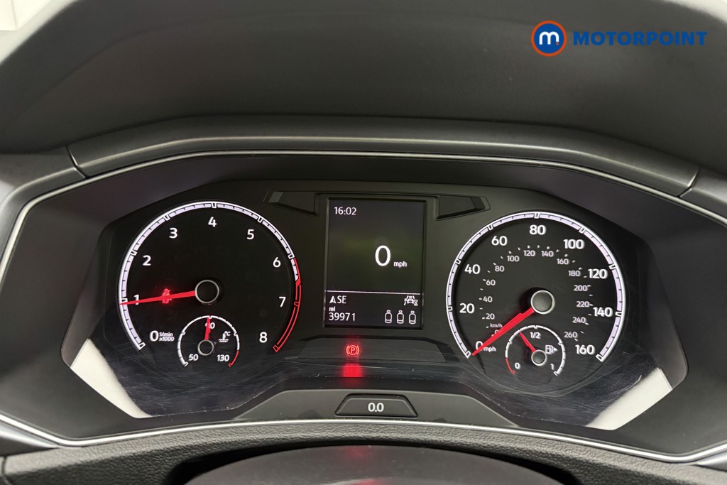Volkswagen T-Roc Active Manual Petrol SUV - Stock Number (1577222) - 6th supplementary image