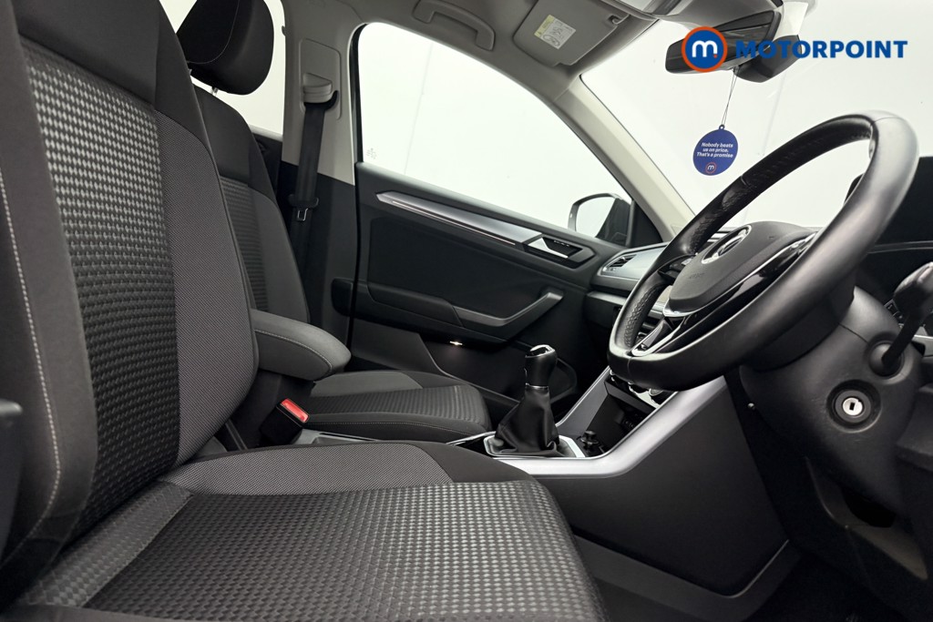 Volkswagen T-Roc Active Manual Petrol SUV - Stock Number (1577222) - 8th supplementary image