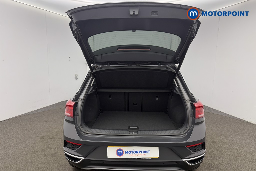 Volkswagen T-Roc Active Manual Petrol SUV - Stock Number (1577222) - 22nd supplementary image