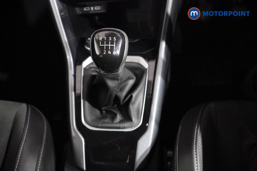 Volkswagen T-Roc Style Manual Petrol SUV - Stock Number (1577335) - 4th supplementary image