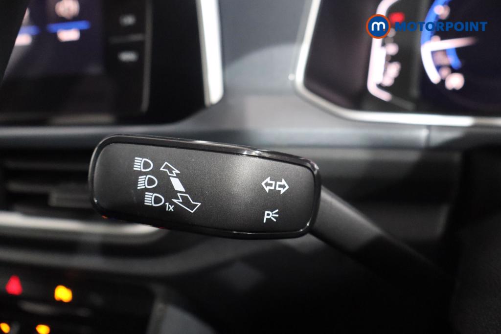 Volkswagen T-Roc Style Manual Petrol SUV - Stock Number (1577335) - 10th supplementary image