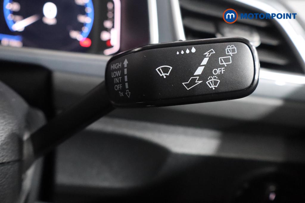 Volkswagen T-Roc Style Manual Petrol SUV - Stock Number (1577335) - 11th supplementary image