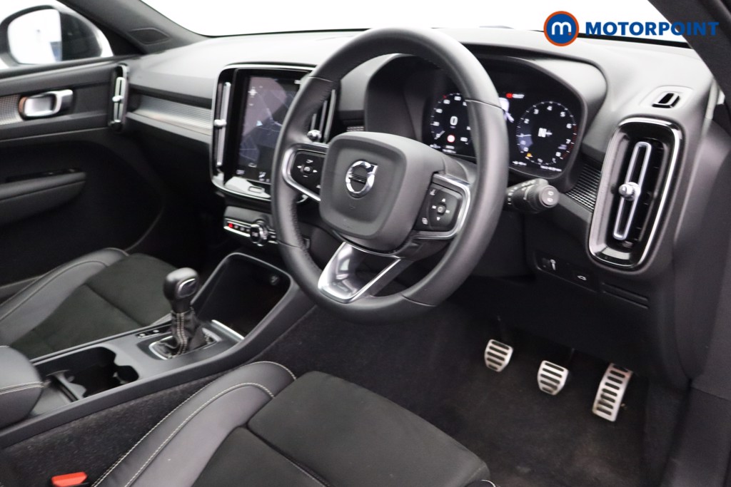 Volvo Xc40 R Design Manual Petrol SUV - Stock Number (1577866) - 4th supplementary image