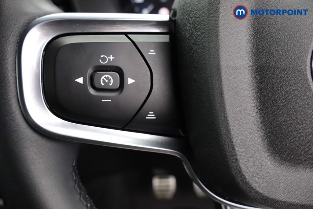 Volvo Xc40 R Design Manual Petrol SUV - Stock Number (1577866) - 12th supplementary image