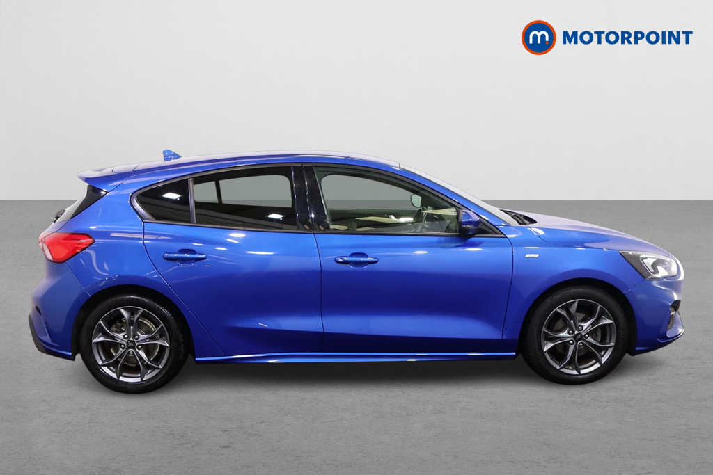 Ford Focus St-Line Manual Petrol Hatchback - Stock Number (1578032) - Drivers side