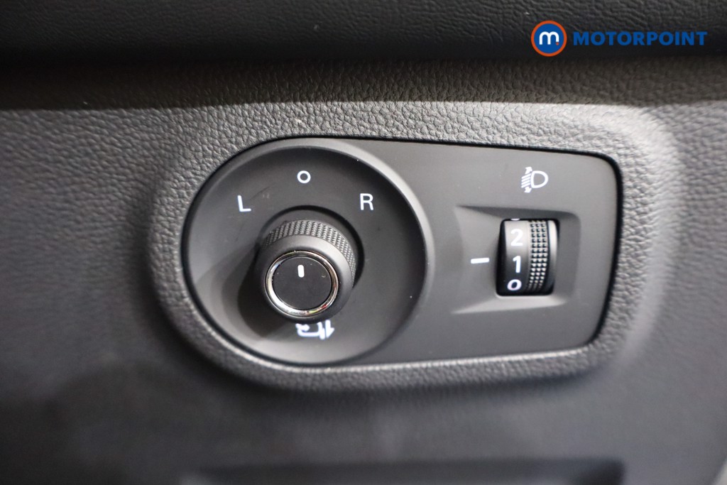 Mg Motor Uk ZS Exclusive Manual Petrol SUV - Stock Number (1578051) - 21st supplementary image