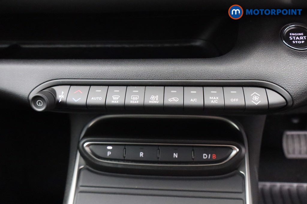 Jeep Avenger Summit Automatic Electric SUV - Stock Number (1578122) - 8th supplementary image
