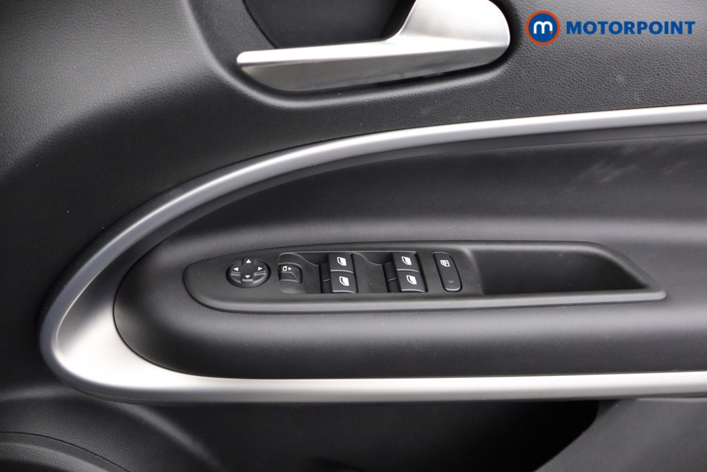Jeep Avenger Summit Automatic Electric SUV - Stock Number (1578122) - 13th supplementary image