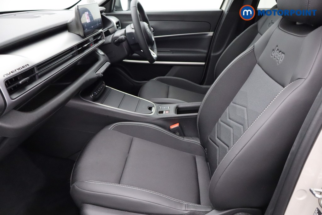 Jeep Avenger Summit Automatic Electric SUV - Stock Number (1578122) - 19th supplementary image