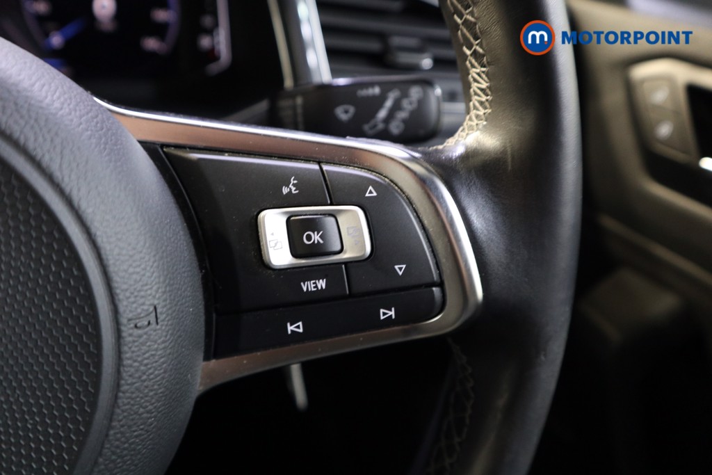 Volkswagen T-Roc R-Line Manual Petrol SUV - Stock Number (1578212) - 4th supplementary image