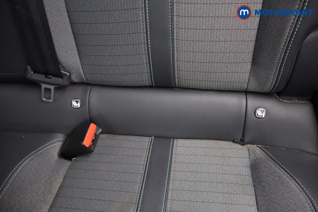 Peugeot 2008 Allure Premium Manual Petrol SUV - Stock Number (1578324) - 24th supplementary image