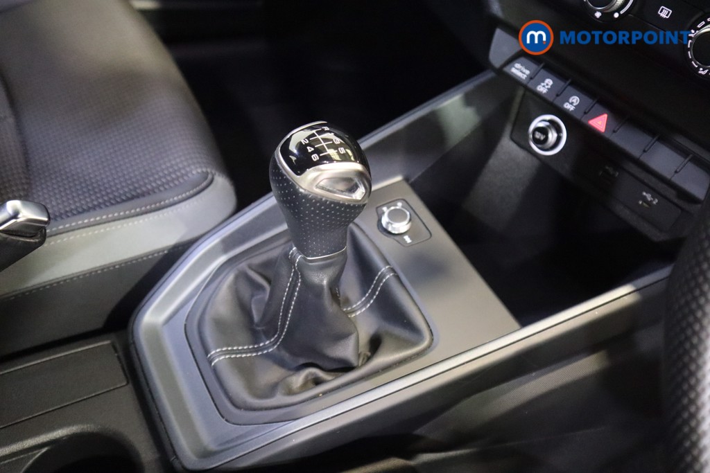 Audi A1 S Line Manual Petrol Hatchback - Stock Number (1578325) - 5th supplementary image