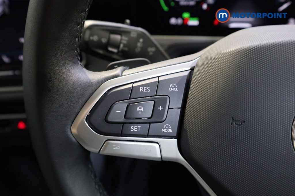 Volkswagen Passat Life Automatic Petrol Plug-In Hybrid Estate - Stock Number (1578395) - 3rd supplementary image