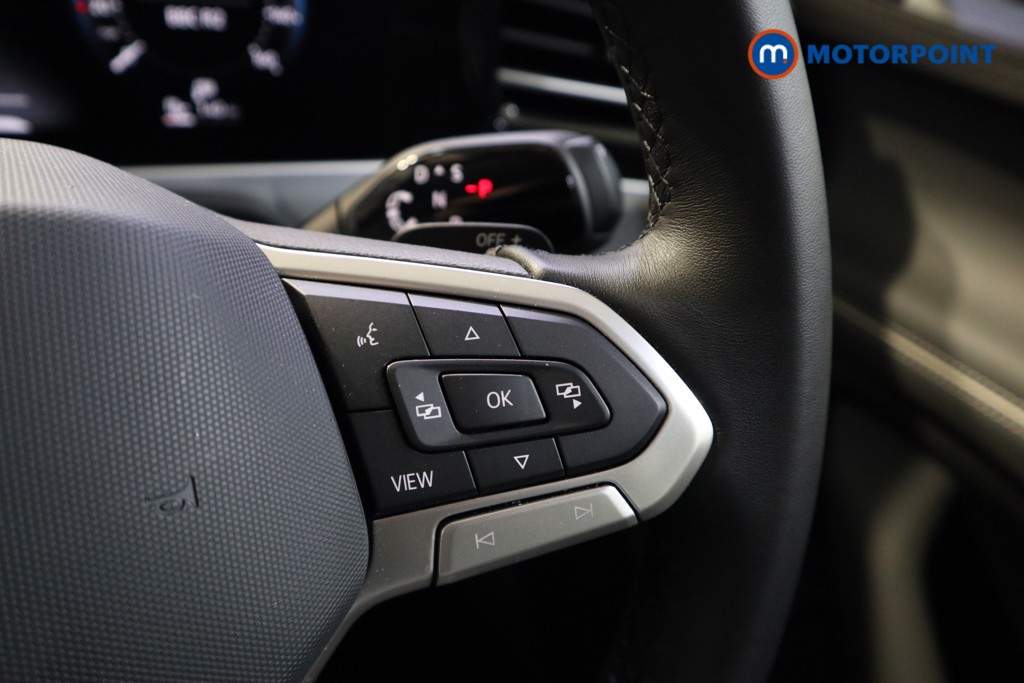 Volkswagen Passat Life Automatic Petrol Plug-In Hybrid Estate - Stock Number (1578395) - 4th supplementary image